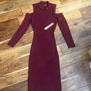 Almost Famous Burgundy Cold-Shoulder Ribbed Midi Dress